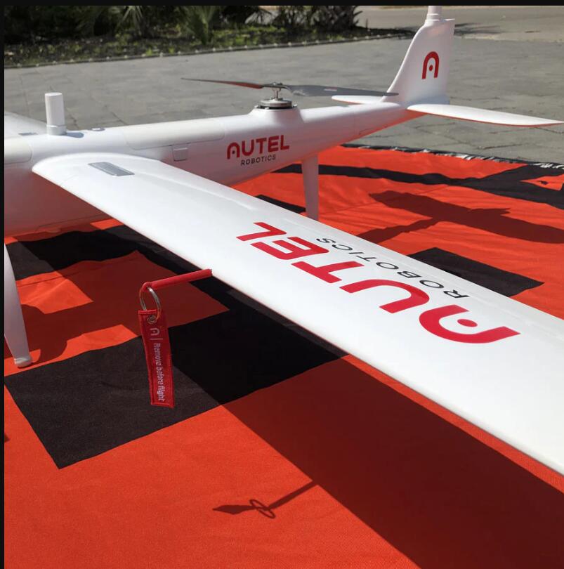 Autel dragfish drone has a wing design like an airplane
